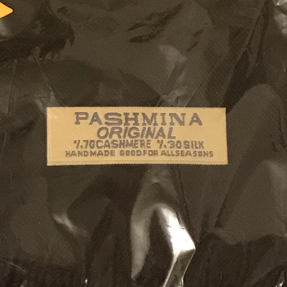 Brand New Pashmina Scarf! - Black
